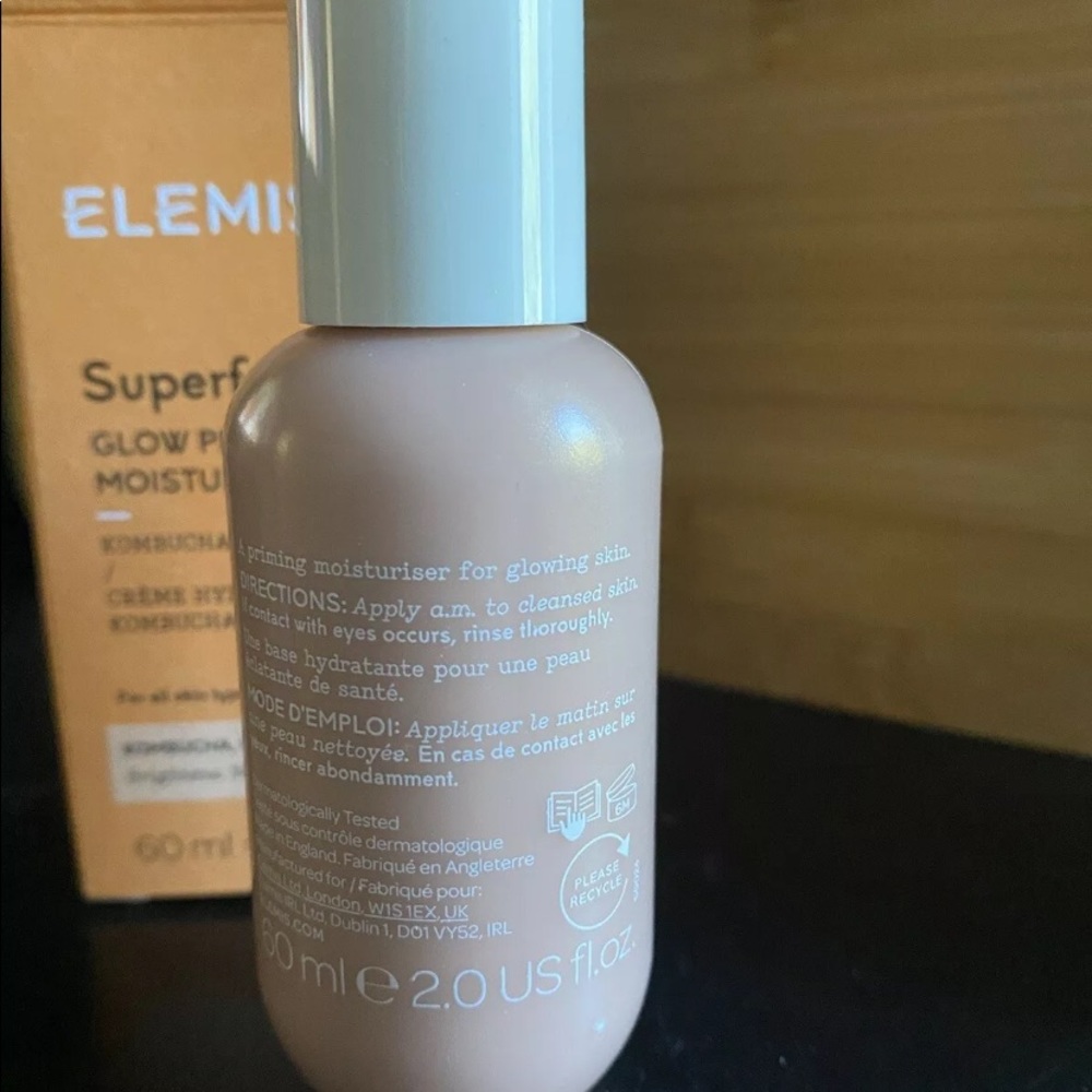 Elemis Superfood glow priming moisturizer - Picture 1 of 10